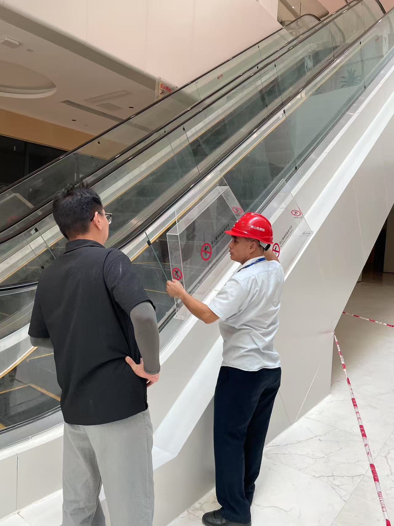 廣東省特檢院佛山檢測院聯合監管部門開展醫院電梯安全專項檢查_佛山檢測院聯合監管部門開展醫院電梯安全專項檢查圖片1.jpg_db299391084543919c39700f1e1ddac2.jpg 廣東省特檢院佛山檢測院聯合監管部門開展醫院電梯安全專項檢查_佛山檢測院聯合監管部門開展醫院電梯安全專項檢查圖片1.jpg_db299391084543919c39700f1e1ddac2.jpg